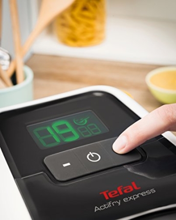 Tefal ActiFry AH9500 Express XL Heißluft-Fritteuse (1,5 kg Fassungsvermögen, 1.550 Watt, inkl. Rezeptbuch) - 4